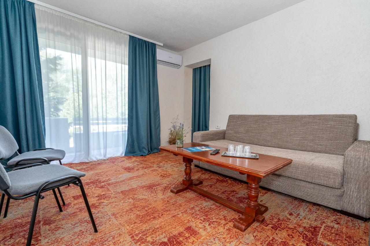 Hotel Irina Venus Eksteriør billede